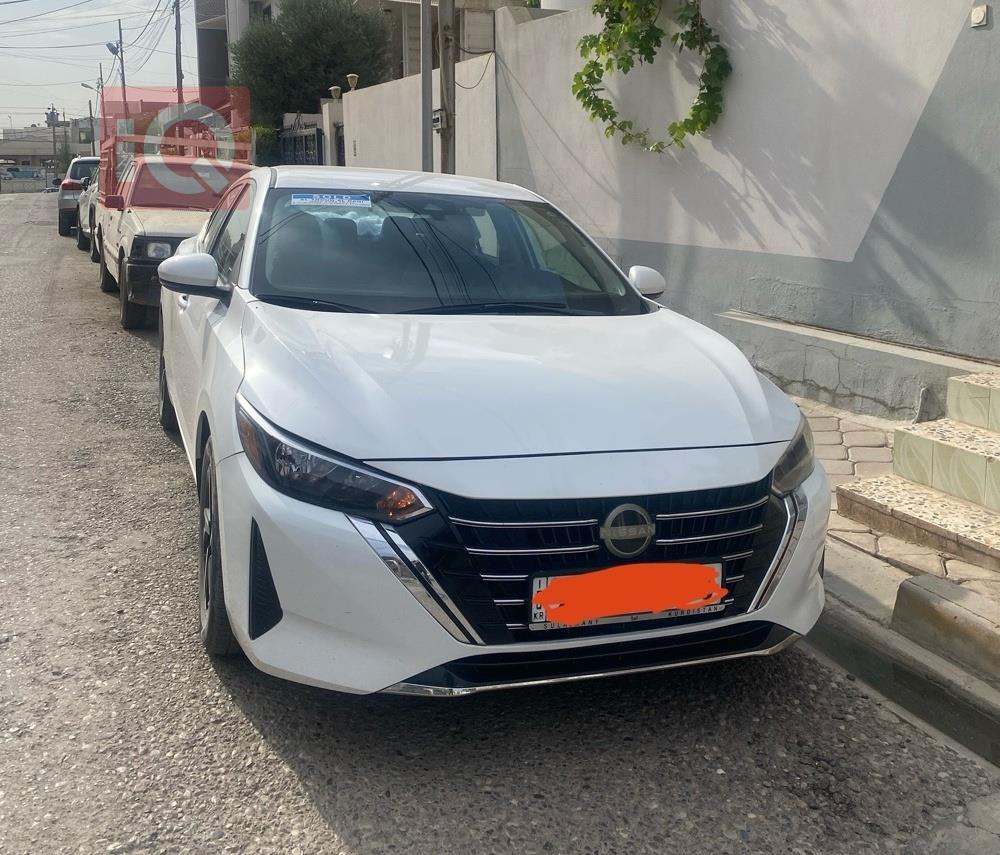 نيسان سنترا